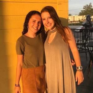 Meet your Posher, Caroline